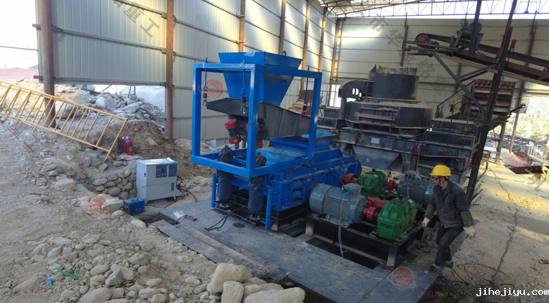 华盛铭1212型全液压taptap手机下载安装一台多少钱？