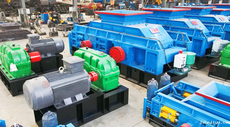 全自动液压对辊破碎机多少钱一台？