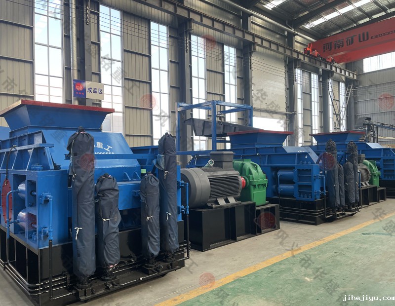 大型河卵石全自动数控液压对辊制沙机