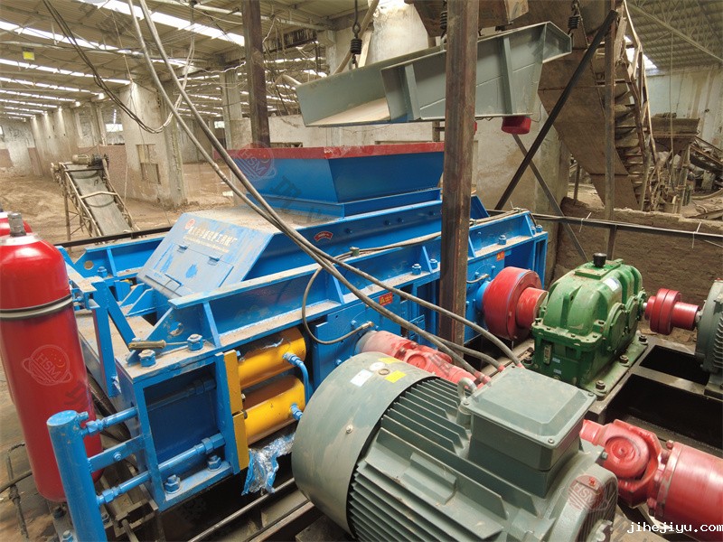 破石液压对辊机